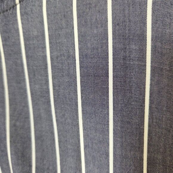 EUC OLD NAVY BLUE WHITE VERTICAL STRIPED SOFT TANK TOP SIZE XL - Picture 10 of 14